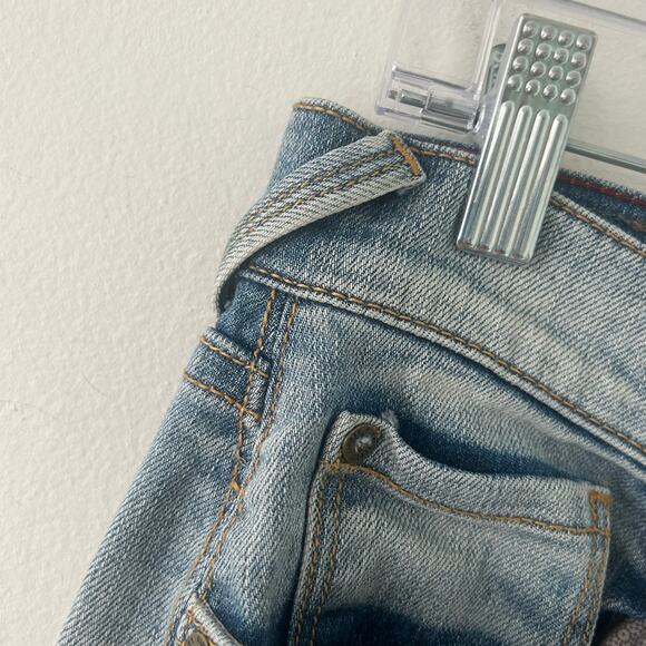 Level 99 Women's Sarah Twisted Seam Tomboy Light Wash Jeans Size 27 - Picture 6 of 9